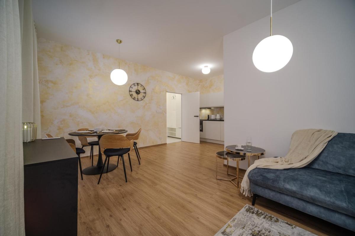 Apartman V Srdci Prahy Prague Exterior photo